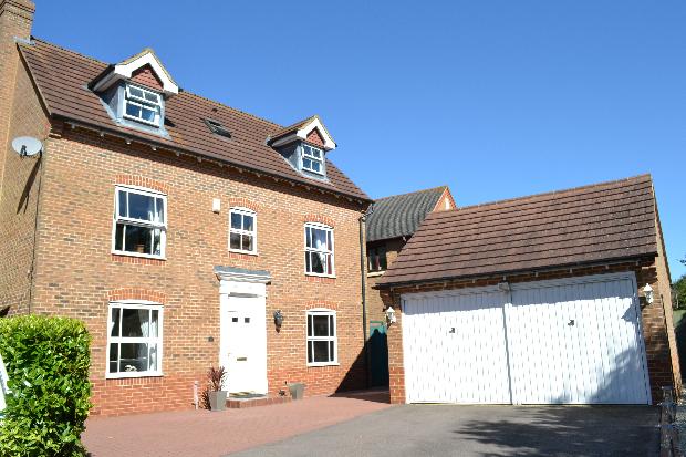 Image showing property for sale in Brackley