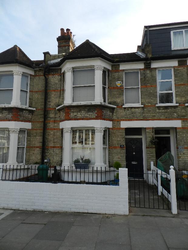 Image showing property for sale in Kilburn