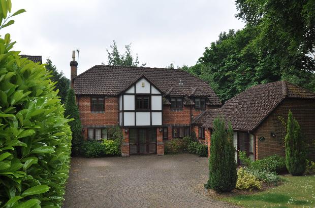 Image showing property for sale in Hemel Hempstead